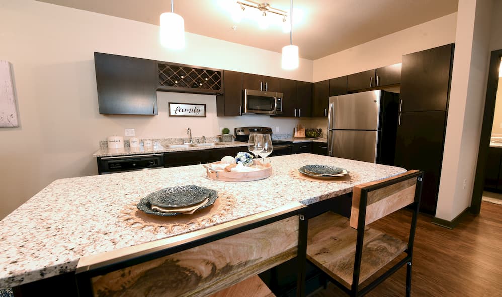 South Aurora, CO Apartments in Saddle Rock Springs at Eagle Bend